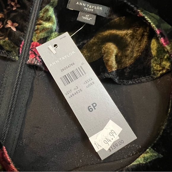 Ann Taylor Petite Velvet Floral Print Long Sleeved Mini Dress. Size 6P. NWT. - Picture 13 of 14